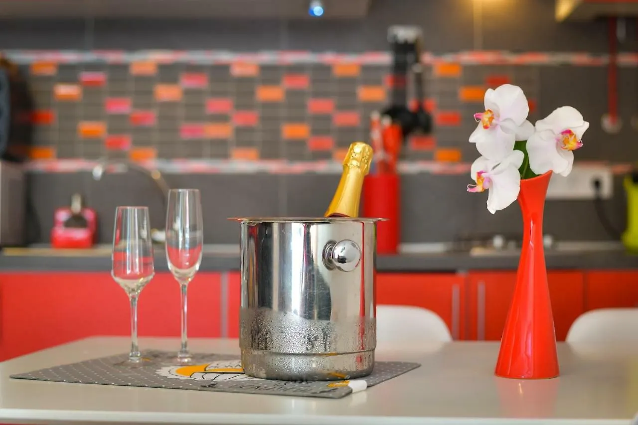 Bluebenalmadena 200Meters From The Beach With Jacuzzi And Rooftop Terrace (Adults Only) Ισπανία